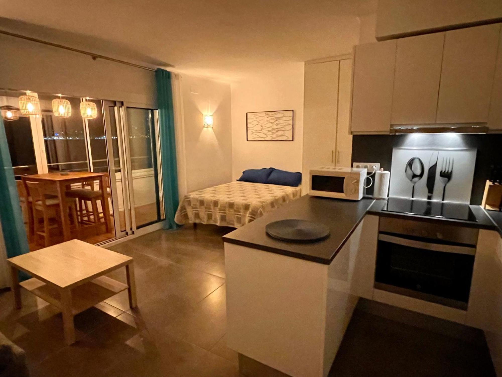 Studio Roses Beach Luaran gambar